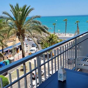 Maite Blue Beachfront
